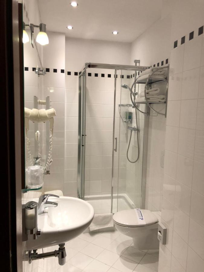 Hotel Atrium Елблаг Екстериор снимка