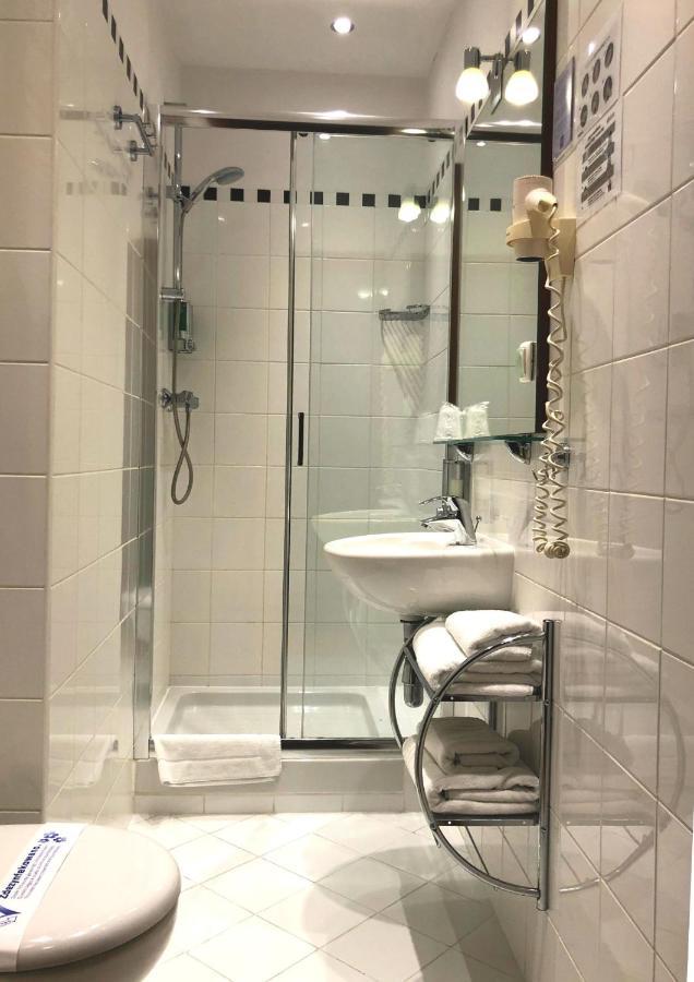 Hotel Atrium Елблаг Екстериор снимка