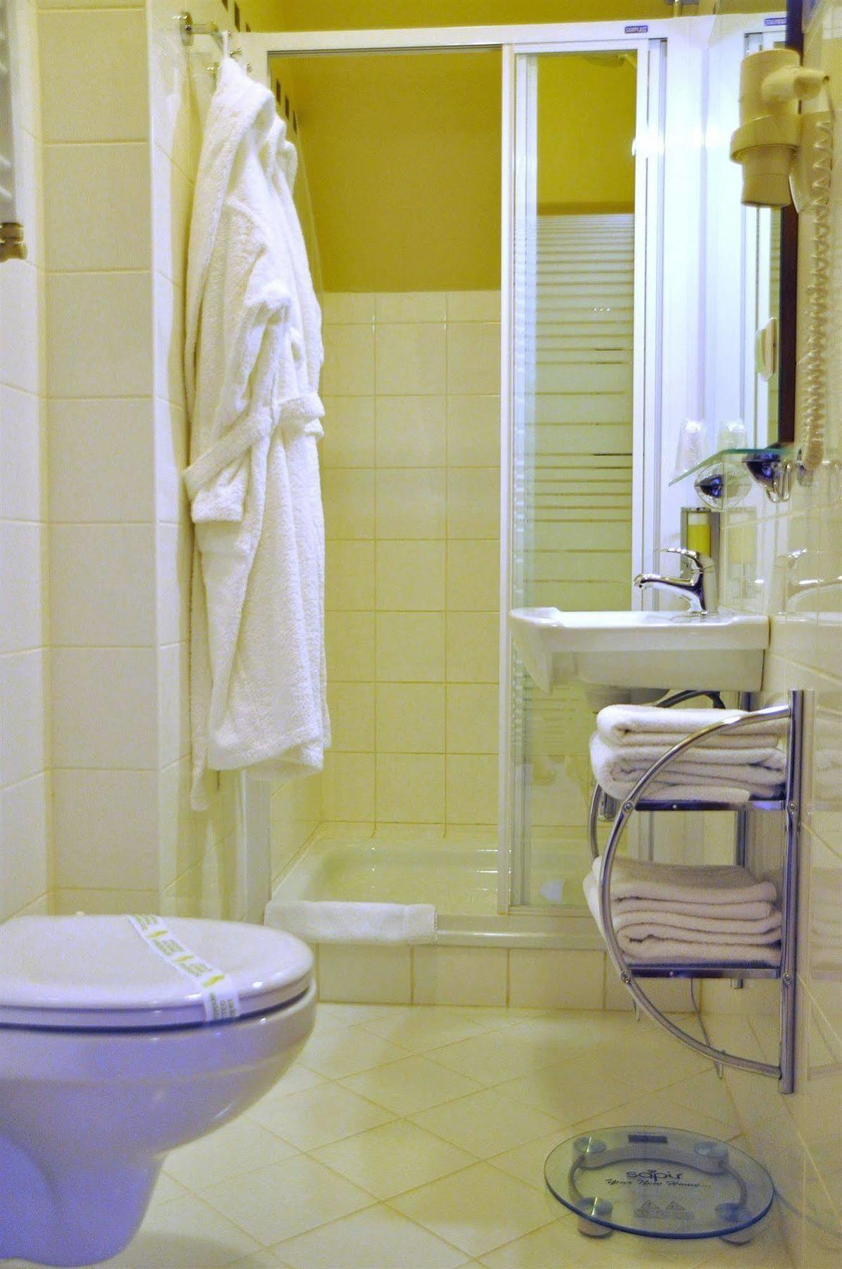 Hotel Atrium Елблаг Екстериор снимка
