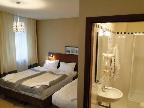 Hotel Atrium Елблаг Стая снимка